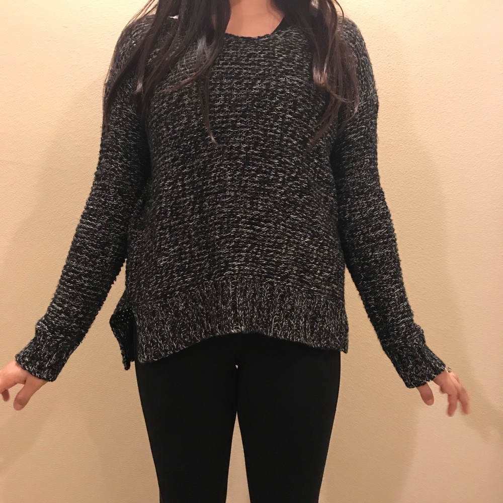 Dark Grey Knitted Long Sleeve 🍃